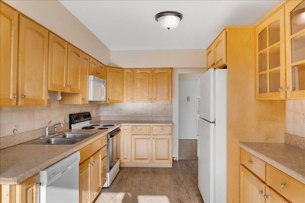 Interior, Kitchen, Wood Texture Flooring