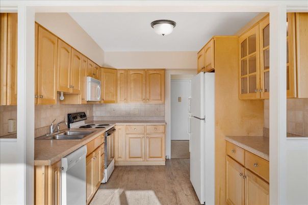 Interior, Kitchen, Wood Texture Flooring