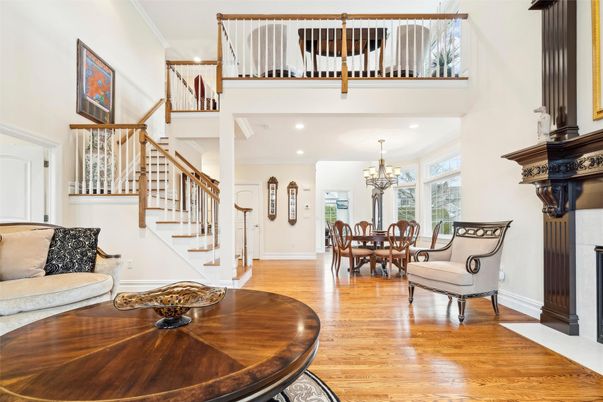 Chandelier, Dining room, Interior, Recessed Lighting, Wood Texture Flooring
