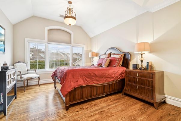 Bedroom, Interior, Pendant Lights, Wood Texture Flooring