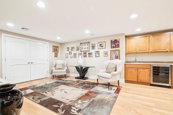 Interior, Recessed Lighting, Wood Texture Flooring