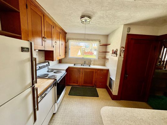 Interior, Kitchen, Pendant Lights