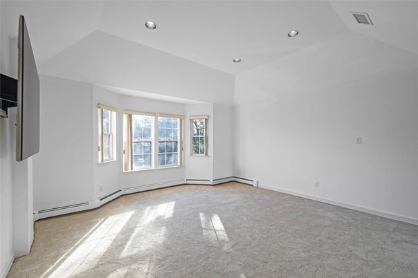 Empty room, Interior, Recessed Lighting