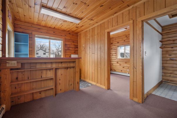 Empty room, Interior, Wooden Ceilings, Wooden Walls
