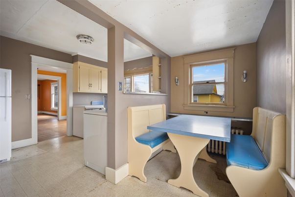 Dining room, Interior