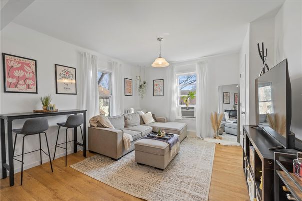 Interior, Living room, Pendant Lights, Wood Texture Flooring