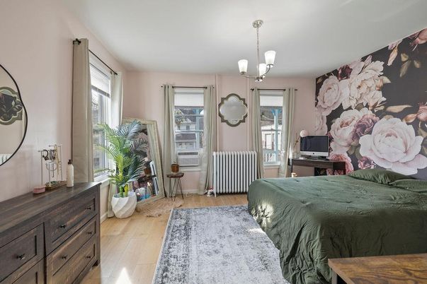 Bedroom, Interior, Pendant Lights, Wood Texture Flooring