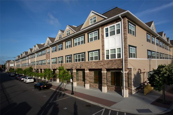 Exterior, Facade, Rowhouse