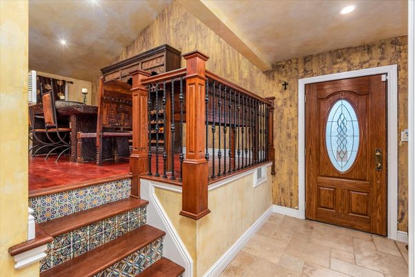 Interior, Recessed Lighting, Wine Storage