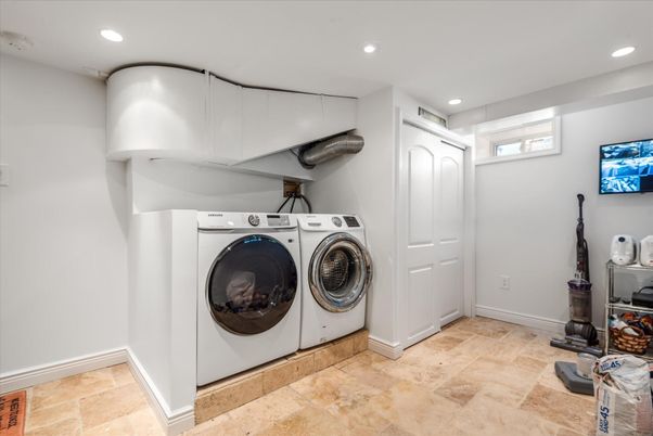 Interior, Recessed Lighting, Washer