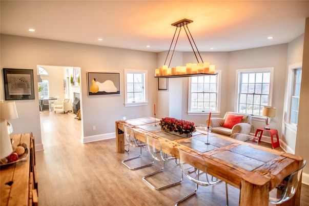 Chandelier, Dining room, Interior, Recessed Lighting, Wood Texture Flooring