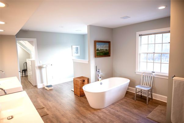 Bathroom, Free Standing Baths, Interior, Recessed Lighting, Wood Texture Flooring