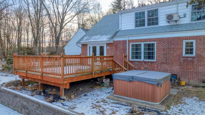 Exterior, Hot Tub