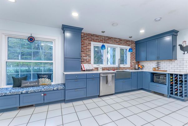 Interior, Kitchen, Recessed Lighting, Stone Walls