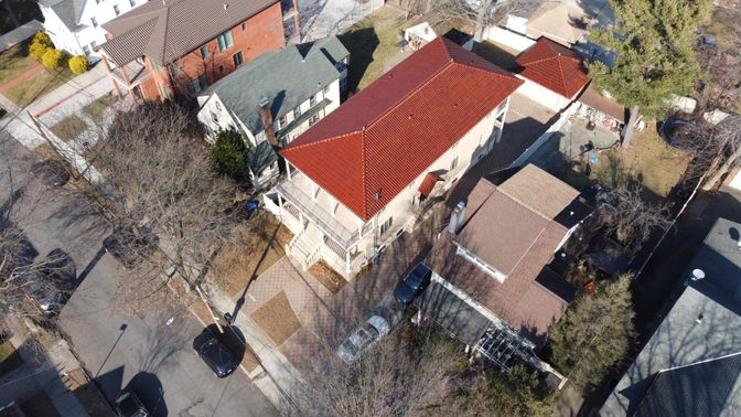 Exterior, Drone