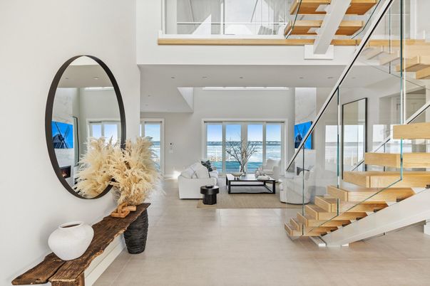 Interior, Living room, Recessed Lighting, Water