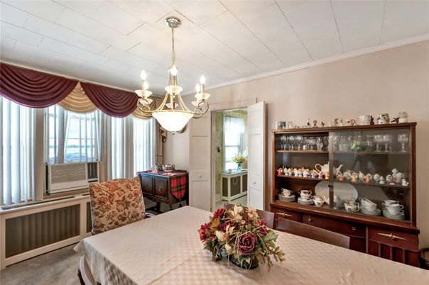 Chandelier, Dining room, Interior