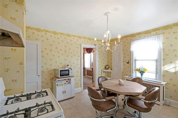 Chandelier, Dining room, Interior