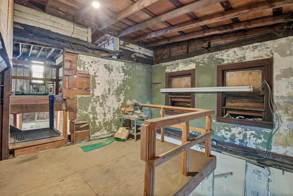 Interior, Wooden Beams