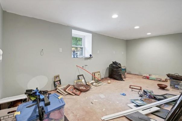 Interior, Recessed Lighting