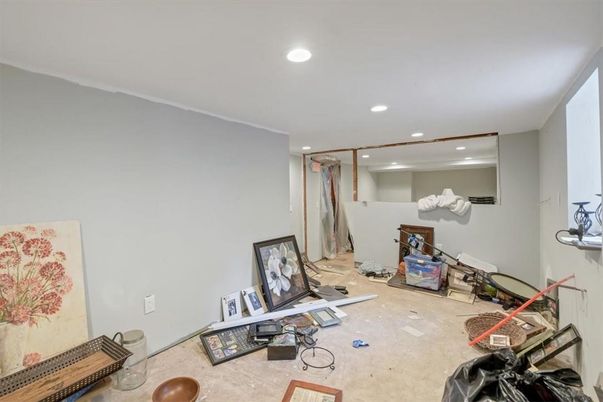 Interior, Recessed Lighting