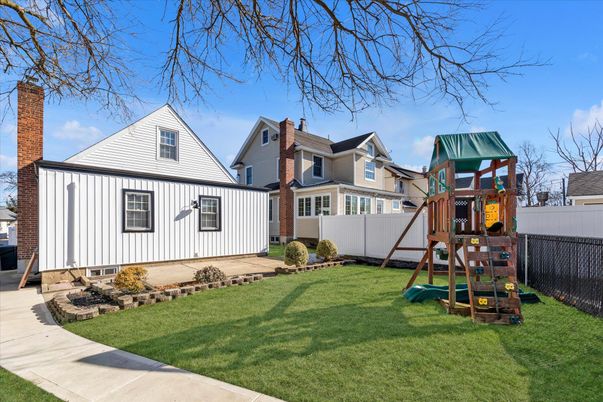 Backyard, Exterior, Playground