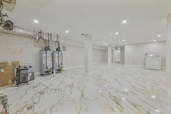 Interior, Marble, Recessed Lighting, Washer