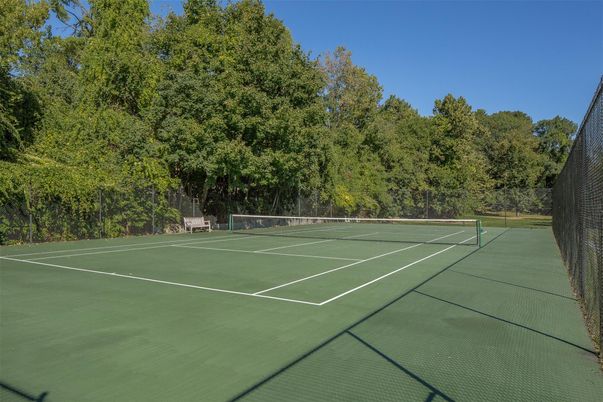 Exterior, Tennis Courts