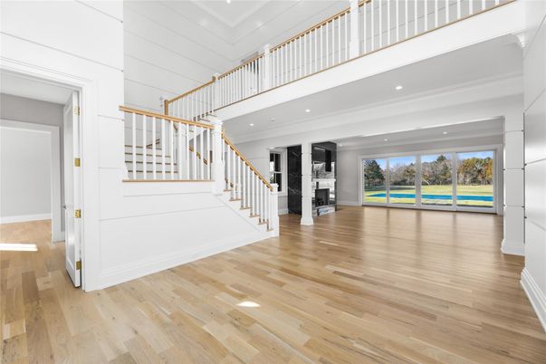 Interior, Recessed Lighting, Wood Texture Flooring