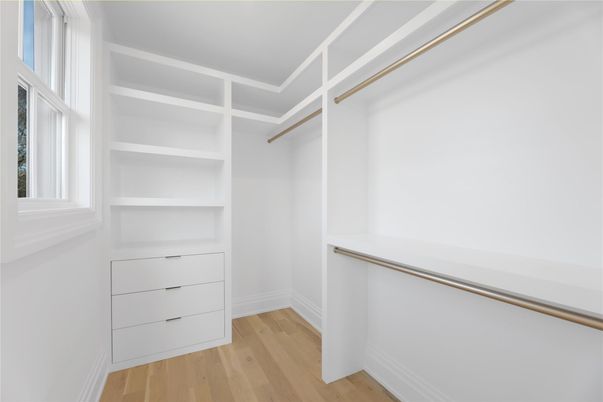 Interior, Walk-in Closets, Wood Texture Flooring