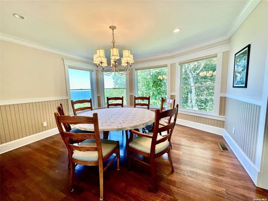 Chandelier, Dining room, Interior, Recessed Lighting, Water, Wood Texture Flooring