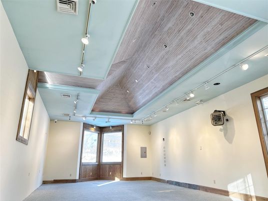 Empty room, Interior, Pendant Lights, Recessed Lighting