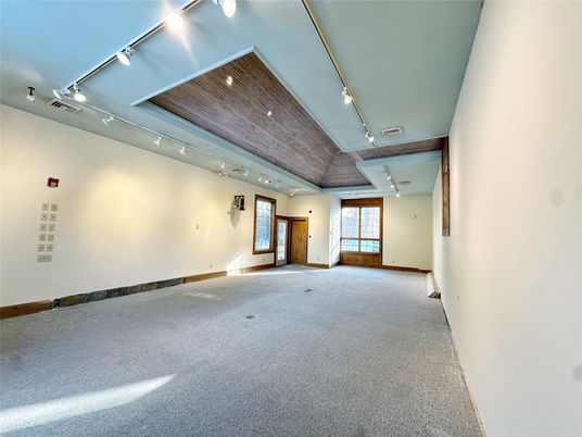 Empty room, Interior, Recessed Lighting