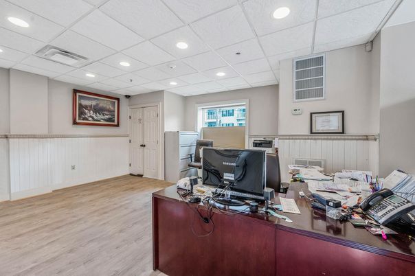 Home Office, Interior, Recessed Lighting, Wood Texture Flooring