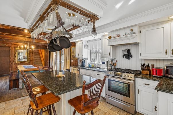 Dining room, Interior, Kitchen, Stainless Steel Appliances