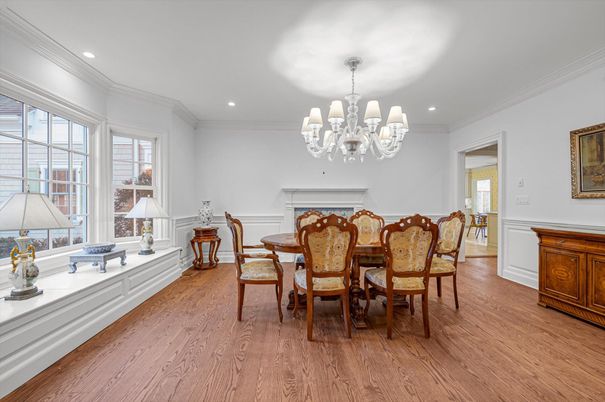 Chandelier, Dining room, Fireplace, Interior, Recessed Lighting, Wood Texture Flooring