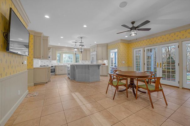Dining room, Interior, Kitchen, Pendant Lights, Recessed Lighting