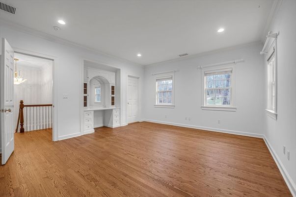 Empty room, Interior, Pendant Lights, Recessed Lighting, Wood Texture Flooring