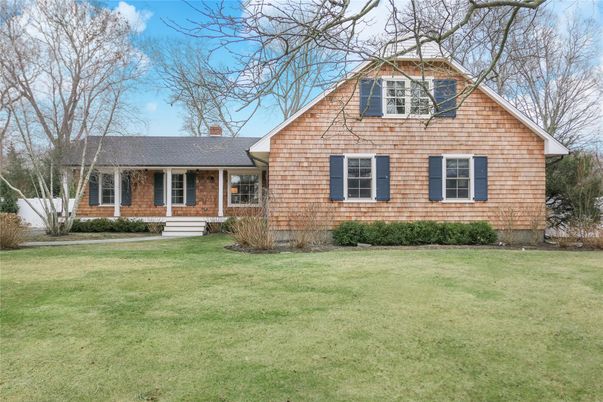 Exterior, Facade, Brick Facade, Brick Traditional