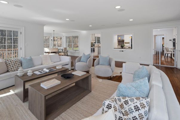Dining room, Interior, Living room, Pendant Lights, Recessed Lighting, Wood Texture Flooring
