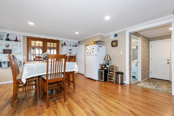 Dining room, Interior, Recessed Lighting, Wood Texture Flooring