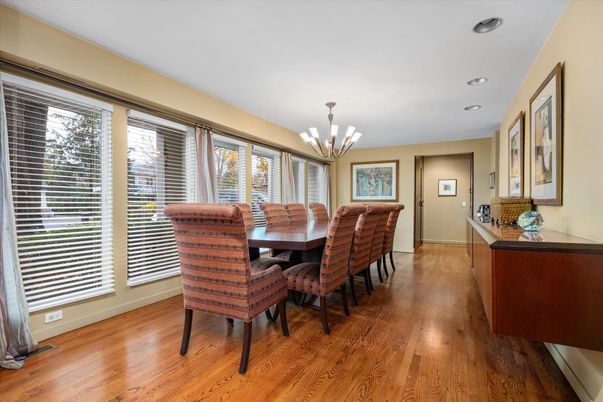 Chandelier, Dining room, Interior, Recessed Lighting, Wood Texture Flooring