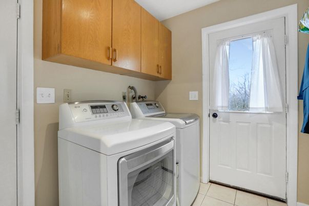 Interior, Washer