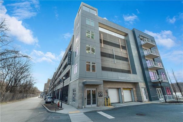 Exterior, Facade, Condo Building