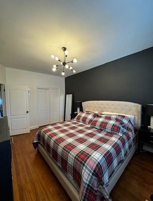 Bedroom, Interior, Pendant Lights, Wood Texture Flooring