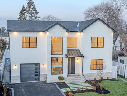 Attached, Exterior, Facade, Farmhouse