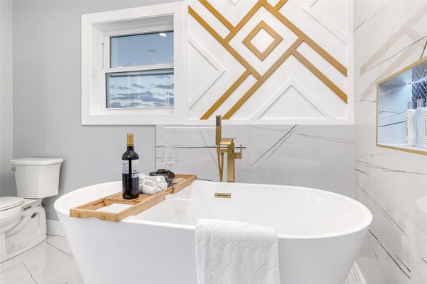 Bathroom, Free Standing Baths, Interior