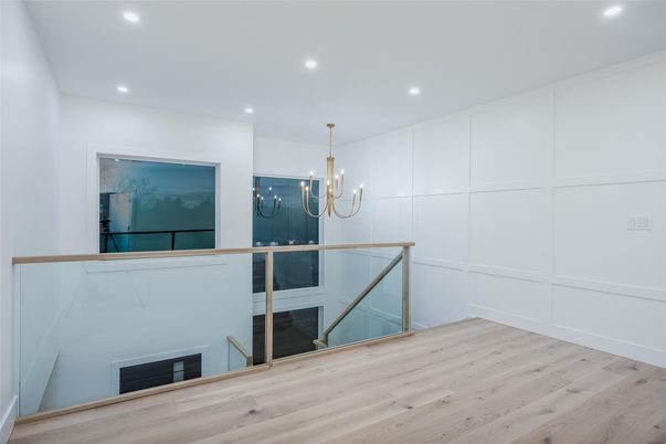 Chandelier, Interior, Recessed Lighting, Wood Texture Flooring