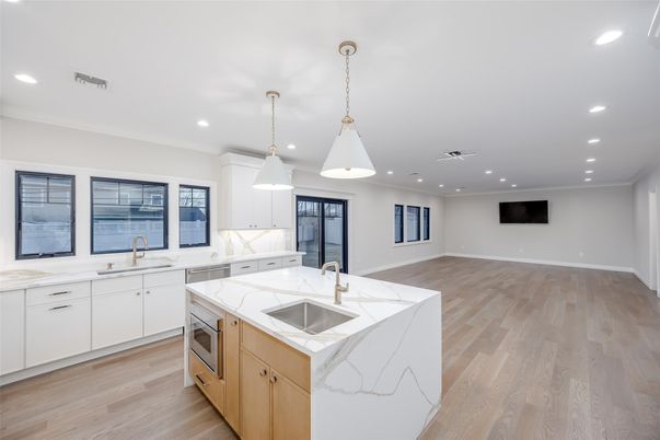 Interior, Kitchen, Pendant Lights, Recessed Lighting, Wood Texture Flooring