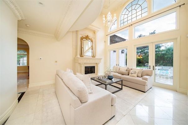 Chandelier, Fireplace, Interior, Living room